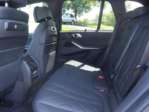New 2026 BMW X5 xDrive40i w/ Climate Comfort Package AWD/4WD image 12