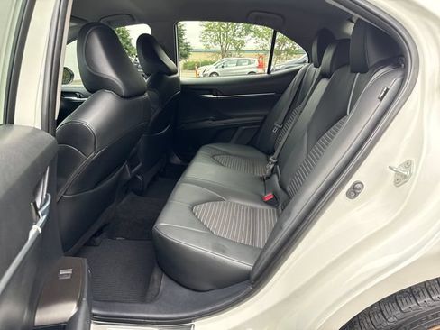 Used 2023 Toyota Camry SE FWD image 13