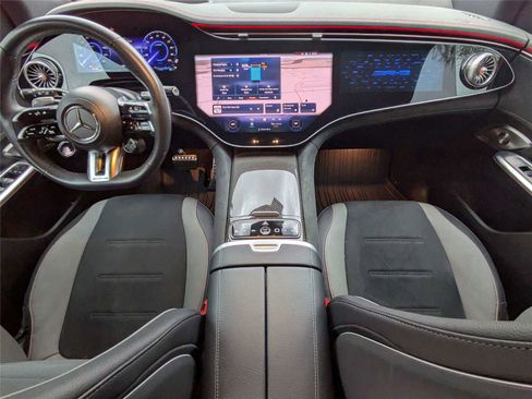 Used 2024 Mercedes-Benz EQE AMG 4MATIC SUV image 18