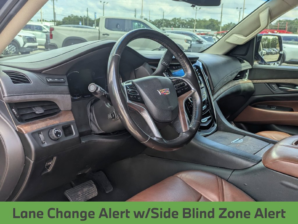 Used 2019 Cadillac Escalade ESV Premium Luxury RWD image 35