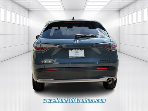 Used 2025 Honda HR-V Sport image 5