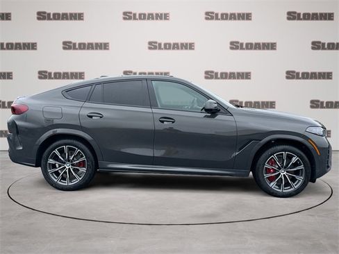 New 2026 BMW X6 xDrive40i w/ Climate Comfort Package image 6