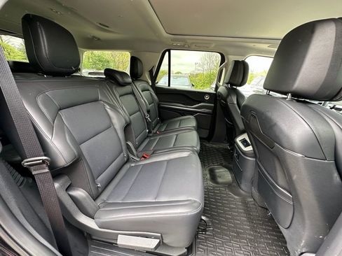 New 2025 Lincoln Navigator Reserve AWD/4WD image 26