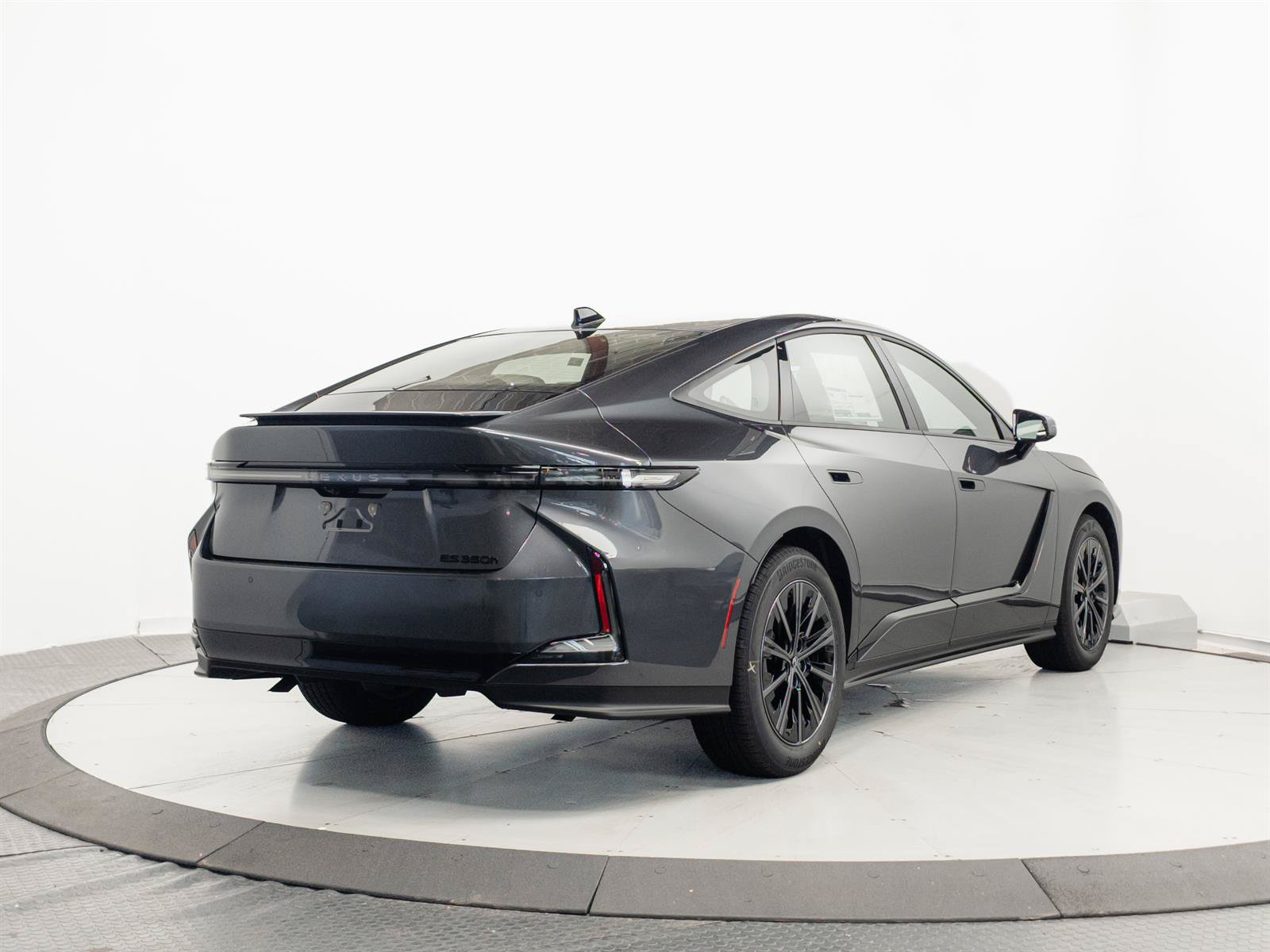 New 2026 Lexus ES 350h w/ Convenience Package FWD image 12