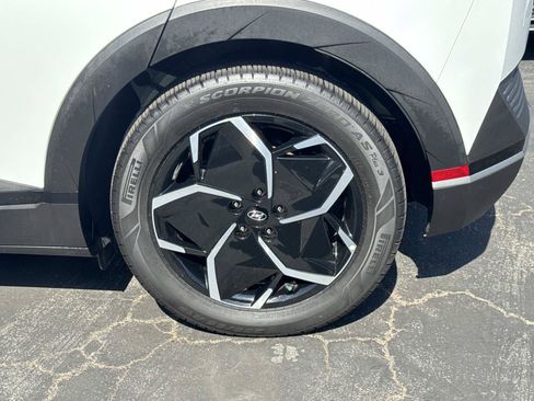 Certified 2024 Hyundai Ioniq 5 SEL RWD image 7