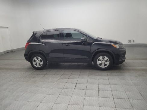 Used 2020 Chevrolet Trax LS w/ Tint and Cruise Package FWD image 11
