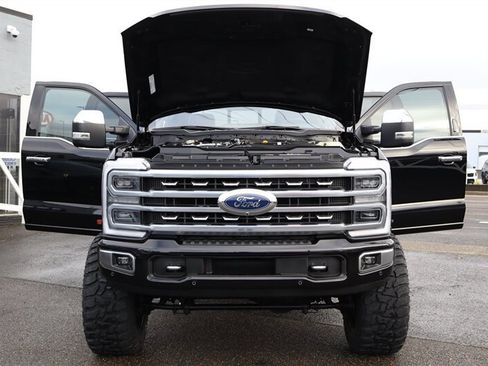 Used 2024 Ford F350 Platinum w/ Tremor Off-Road Package image 38