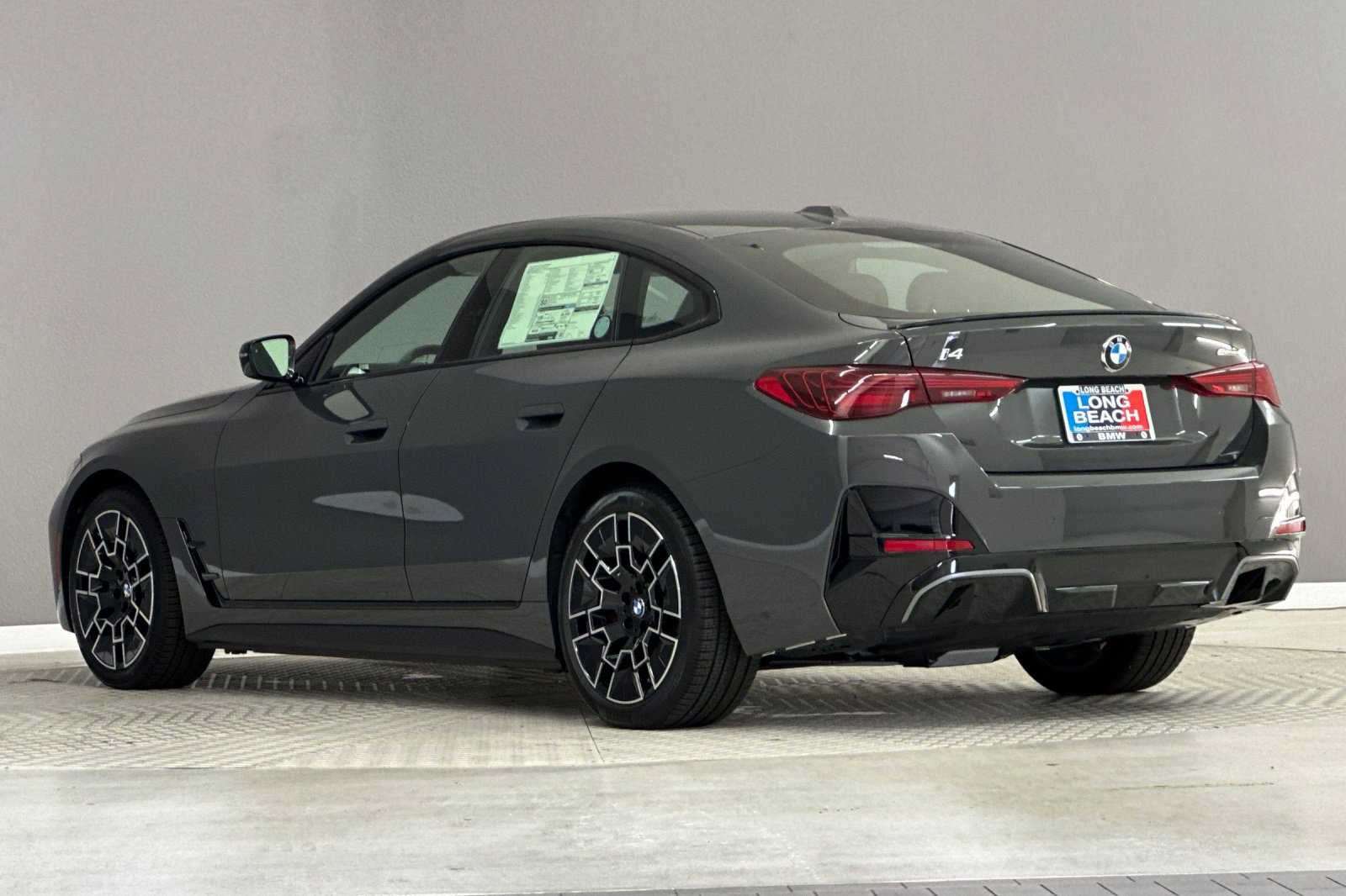 New 2026 BMW i4 eDrive40 w/ M Sport Package RWD image 3