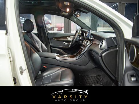 Used 2018 Mercedes-Benz GLC 300 4MATIC image 20