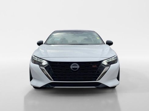 New 2026 Nissan Sentra SR w/ Floor Mat Package FWD image 4