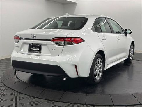 Certified 2026 Toyota Corolla LE FWD image 10