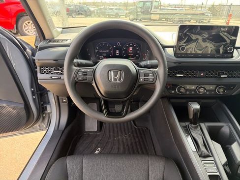 New 2025 Honda Accord SE image 13