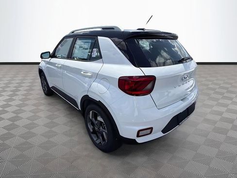 New 2026 Hyundai Venue SEL FWD image 5