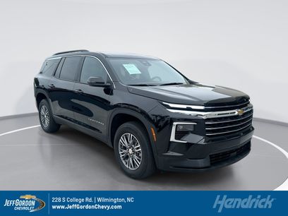 Certified 2025 Chevrolet Traverse LT