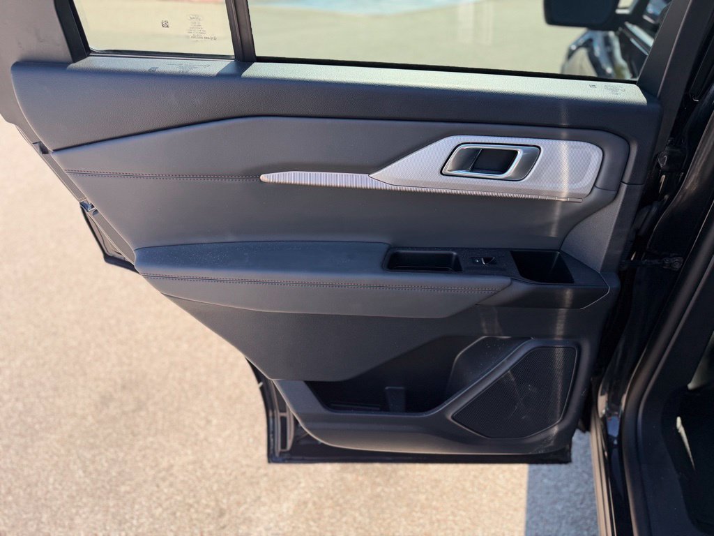 Certified 2025 Ford Explorer Active RWD image 22