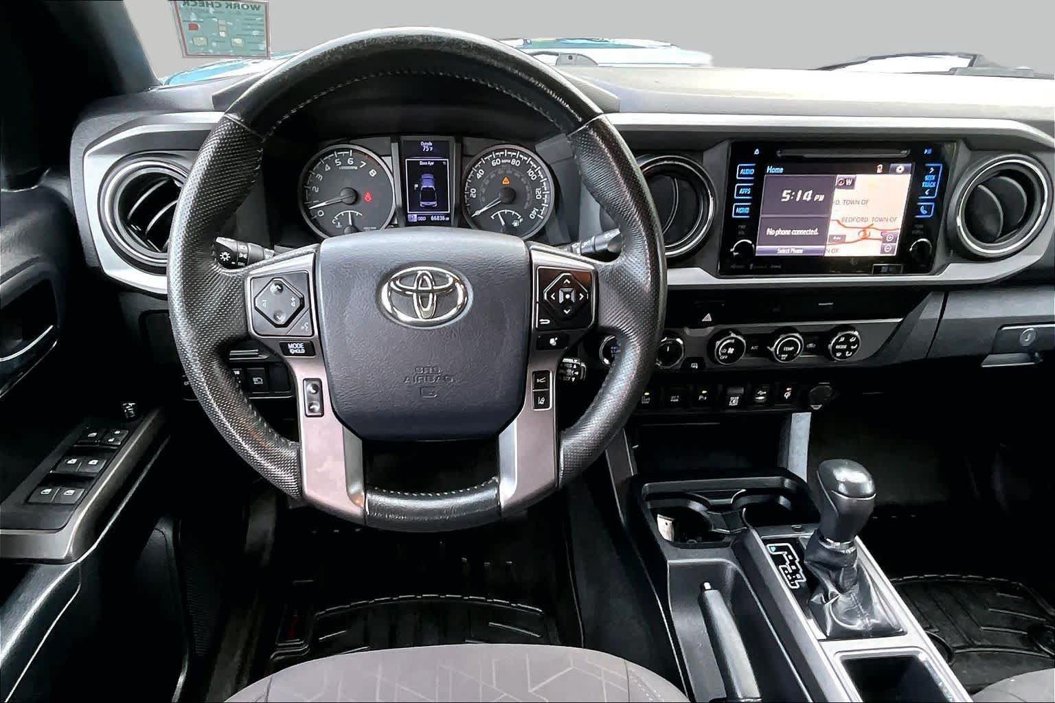 Used 2019 Toyota Tacoma TRD Off-Road w/ Technology Package AWD/4WD image 6