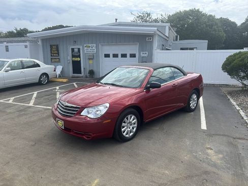 Used 2008 Chrysler Sebring LX w/ Convenience Group FWD image 3