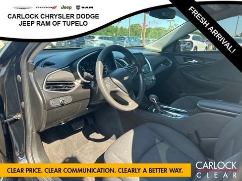 Used 2022 Chevrolet Malibu LT FWD image 12
