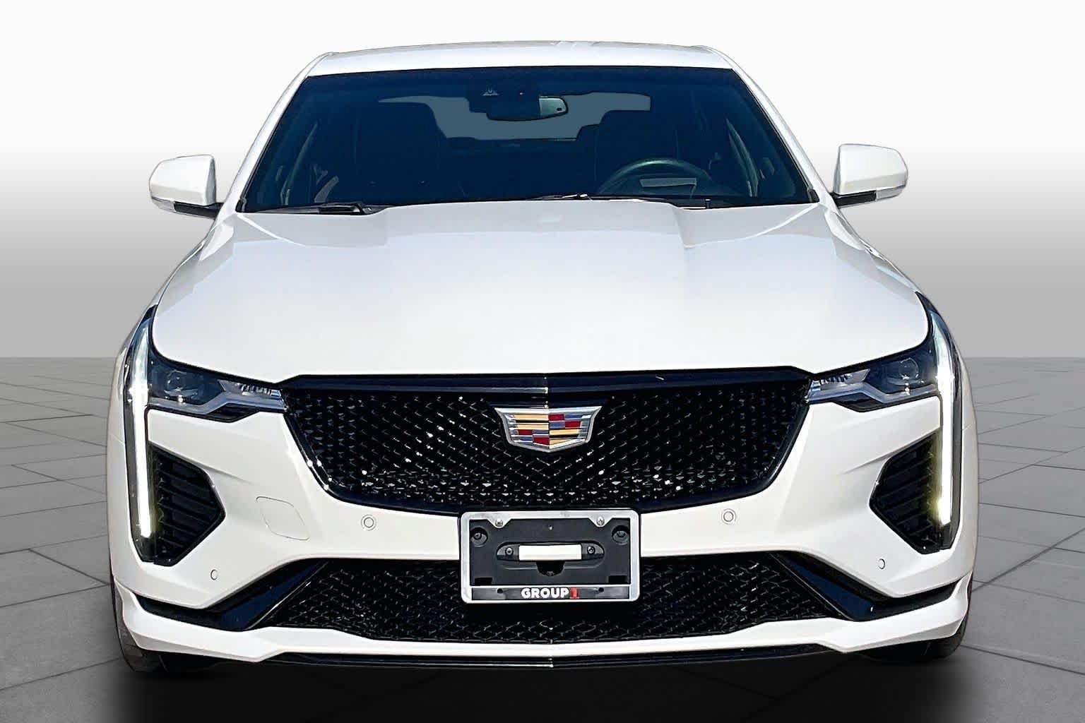 Used 2021 Cadillac CT4 V w/ Technology Package RWD image 3