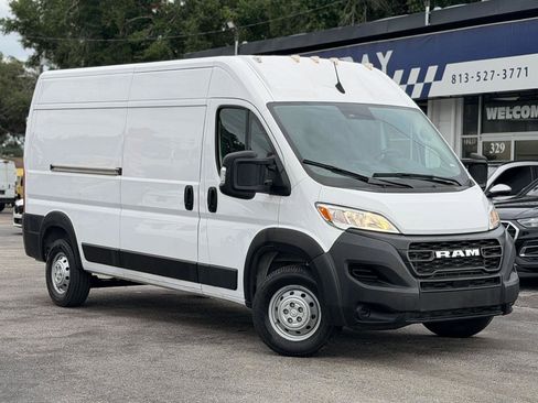 Used 2023 RAM ProMaster 2500 FWD image 5