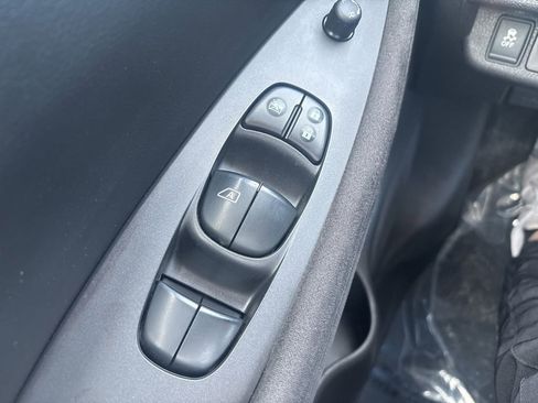 Used 2015 Nissan Leaf S w/ Charge Package image 16