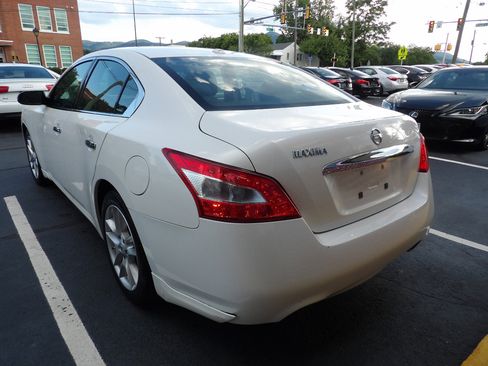 Used 2011 Nissan Maxima 3.5 SV w/ Cold Pkg image 3