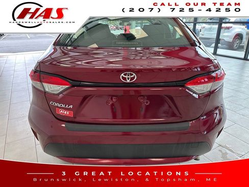Used 2022 Toyota Corolla LE image 4