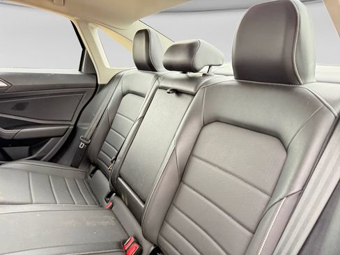 Used 2024 Volkswagen Jetta SE FWD image 33