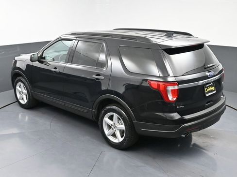 Used 2018 Ford Explorer 4WD w/ Class II Trailer Tow Package image 44