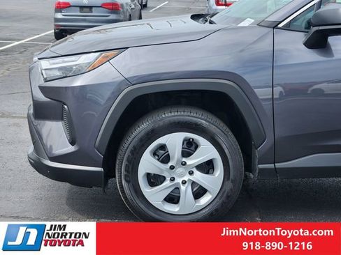 Used 2025 Toyota RAV4 LE image 8