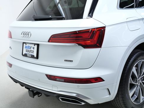 Used 2023 Audi Q5 2.0T Premium Plus w/ Premium Plus Package AWD/4WD image 5