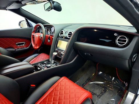 Used 2017 Bentley Continental GT V8 S image 21