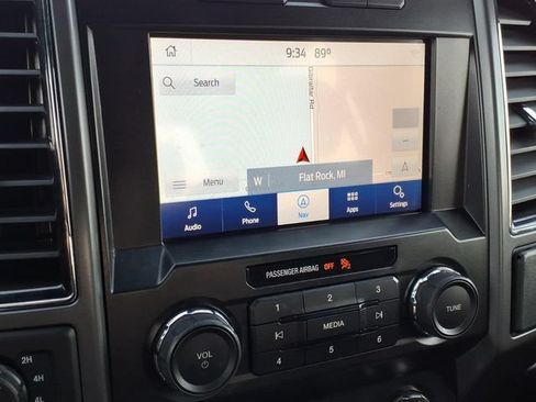 Used 2020 Ford F150 XLT w/ Equipment Group 302A Luxury AWD/4WD image 22