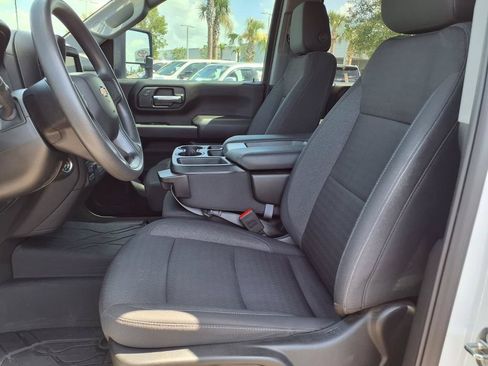 Used 2024 Chevrolet Silverado 2500 Custom w/ Custom Value Package AWD/4WD image 25