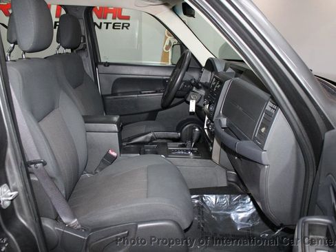 Used 2012 Jeep Liberty Sport image 26