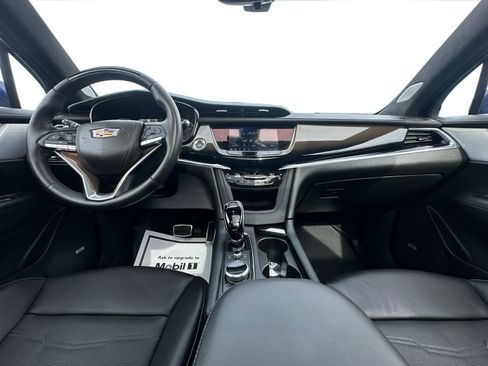 Certified 2025 Cadillac XT6 Sport w/ Platinum Package AWD/4WD image 14