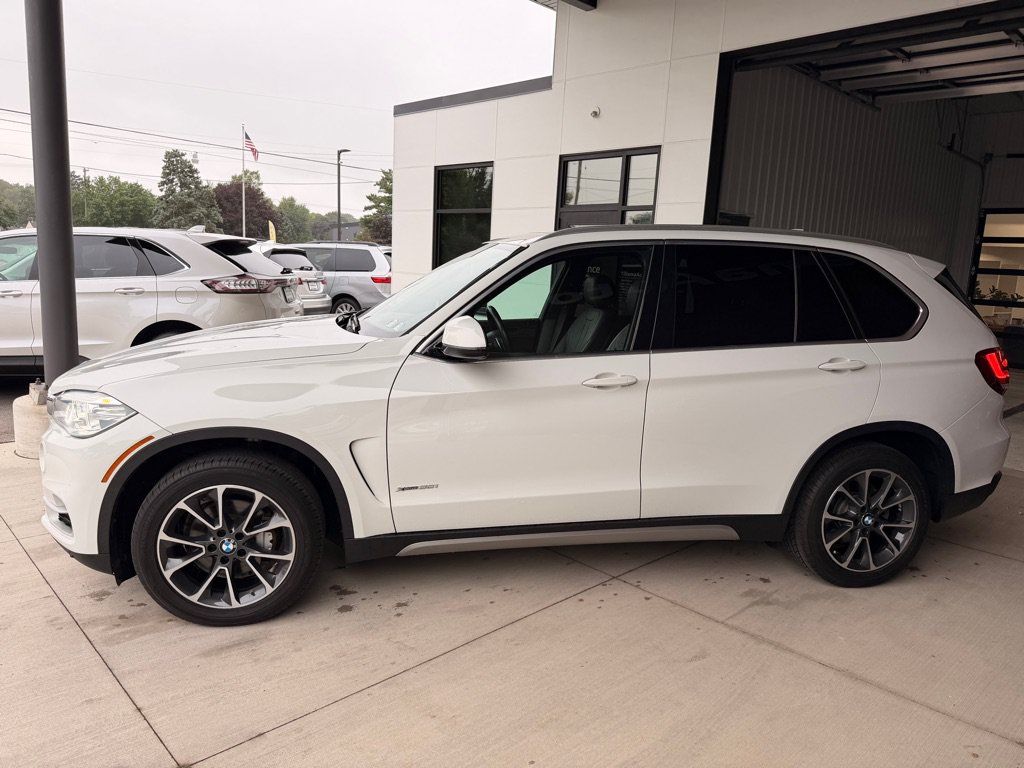 Used 2018 BMW X5 xDrive35i AWD/4WD image 4