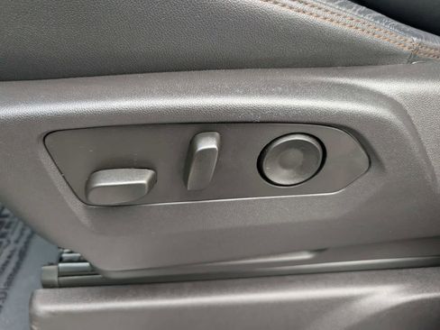 Certified 2025 GMC Sierra 1500 AT4 w/ Technology Package image 22