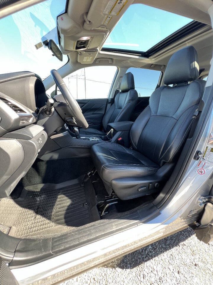 Used 2019 Subaru Forester Limited AWD/4WD image 12