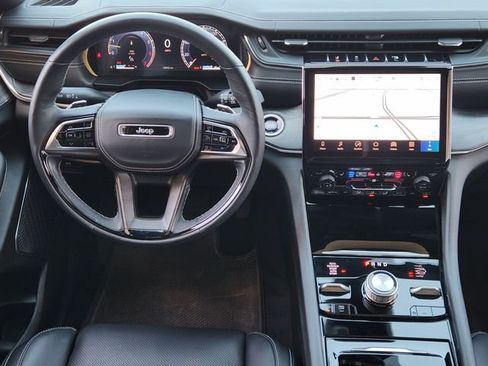 Certified 2024 Jeep Grand Cherokee L Overland w/ Advanced Protech Group III AWD/4WD image 28
