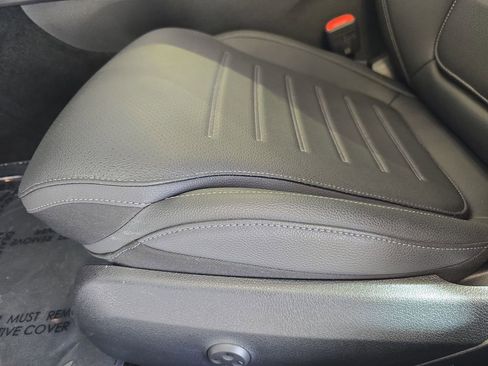 Certified 2025 Mercedes-Benz C 300 Sedan image 34