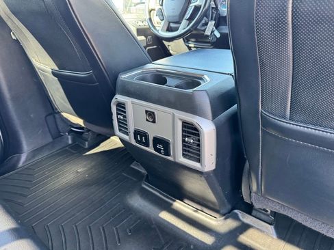 Used 2019 Ford F450 Lariat w/ Tow Technology Bundle AWD/4WD image 19