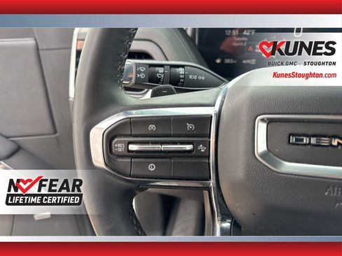 Used 2025 GMC Yukon Denali AWD/4WD image 25