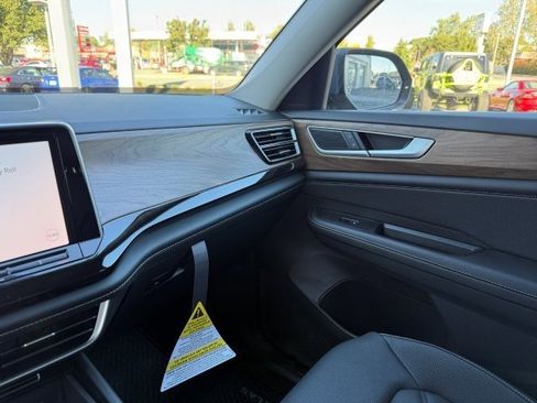 New 2026 Volkswagen Atlas SE image 20