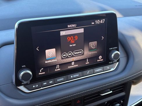 New 2026 Nissan Rogue SV image 8