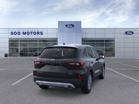 New 2026 Ford Escape Active w/ Tech Pack #1 image 8