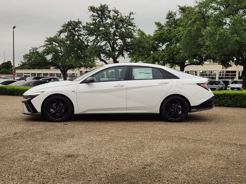 New 2026 Hyundai Elantra N Line FWD image 3