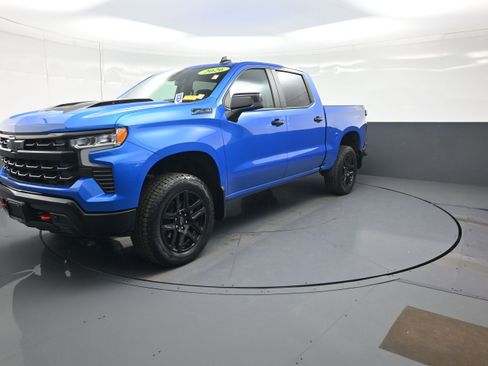 New 2026 Chevrolet Silverado 1500 LT Trail Boss w/ LPO, Dark Essentials Package AWD/4WD image 7