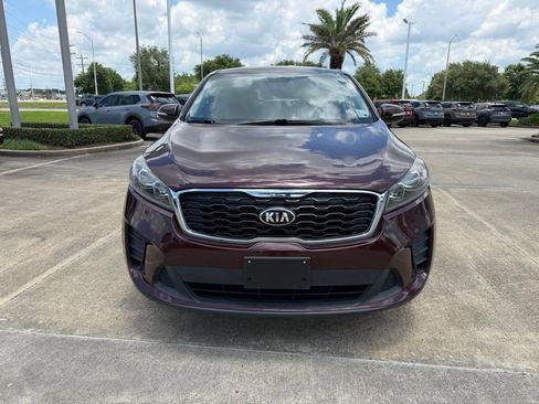 Used 2019 Kia Sorento AWD V6 image 9