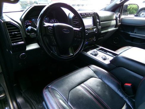 Used 2019 Ford Expedition Limited w/ Equipment Group 303A AWD/4WD image 14